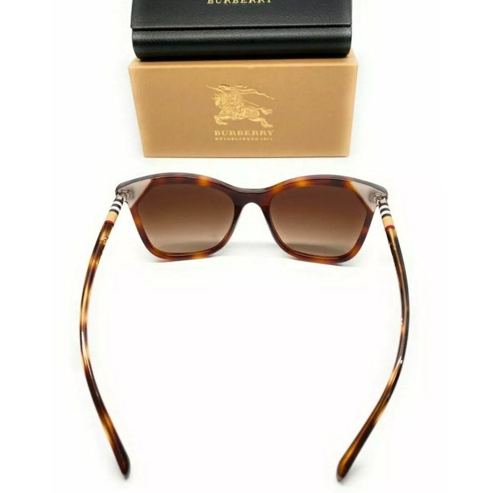 Burberry Women's Havana Sunglasses! - Picture 4 of 4